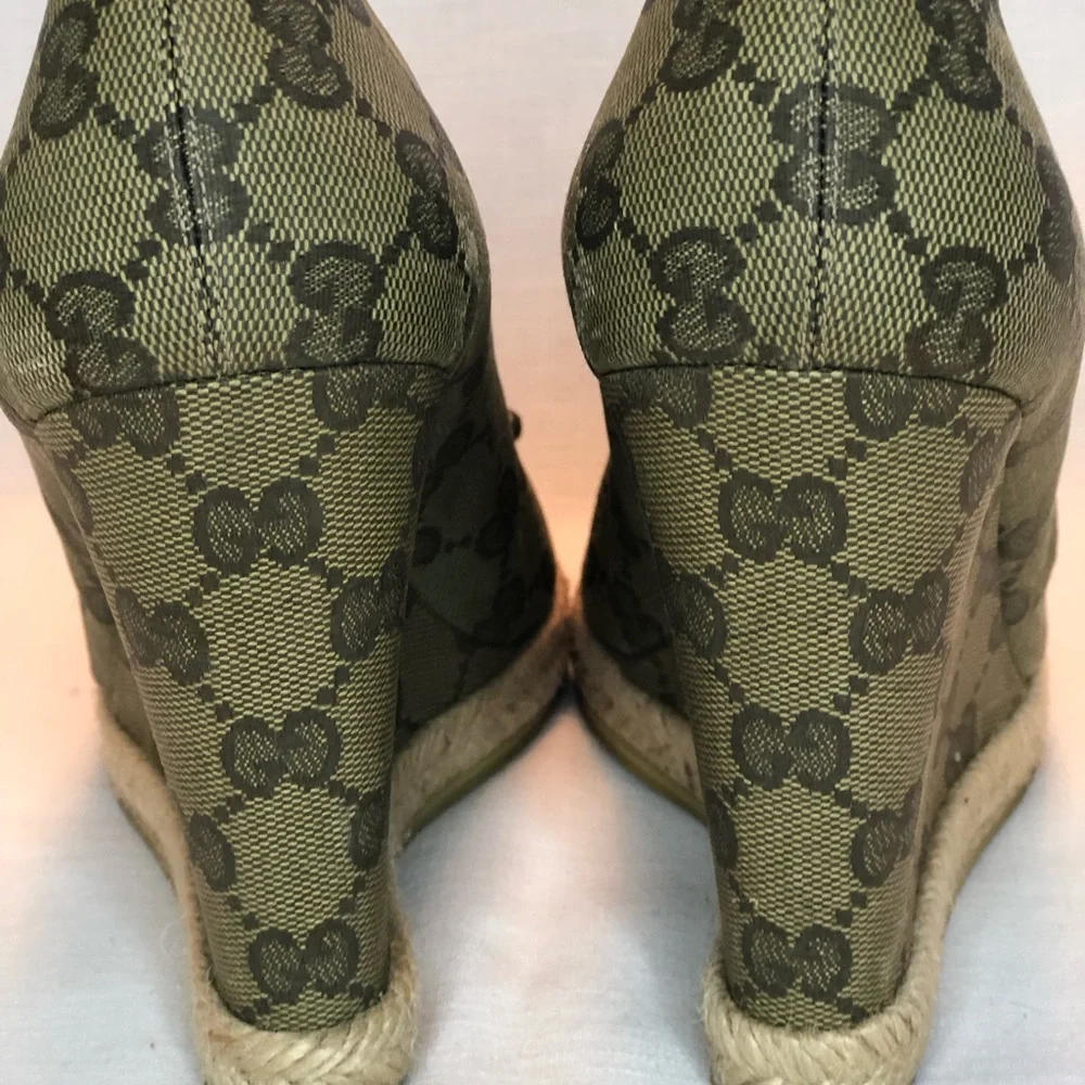 Ladies Shoes - Picture 3 of 3